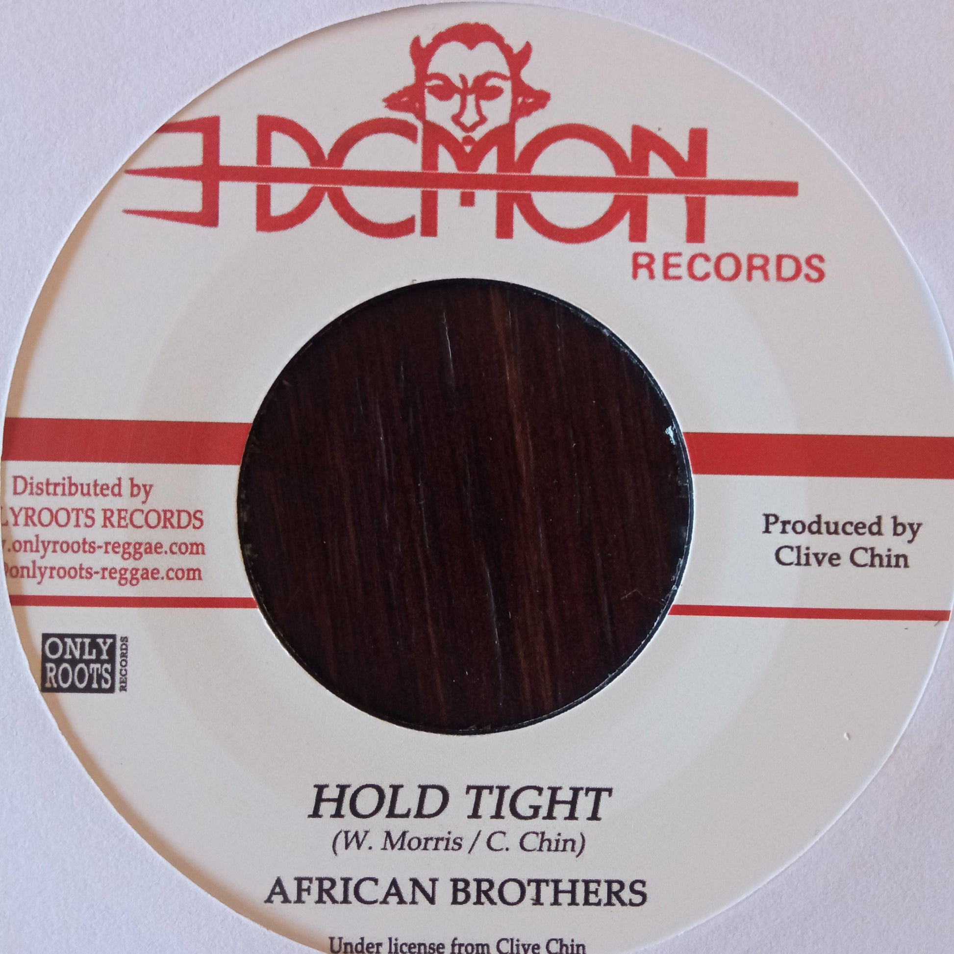 African Brothers – Hold Tight