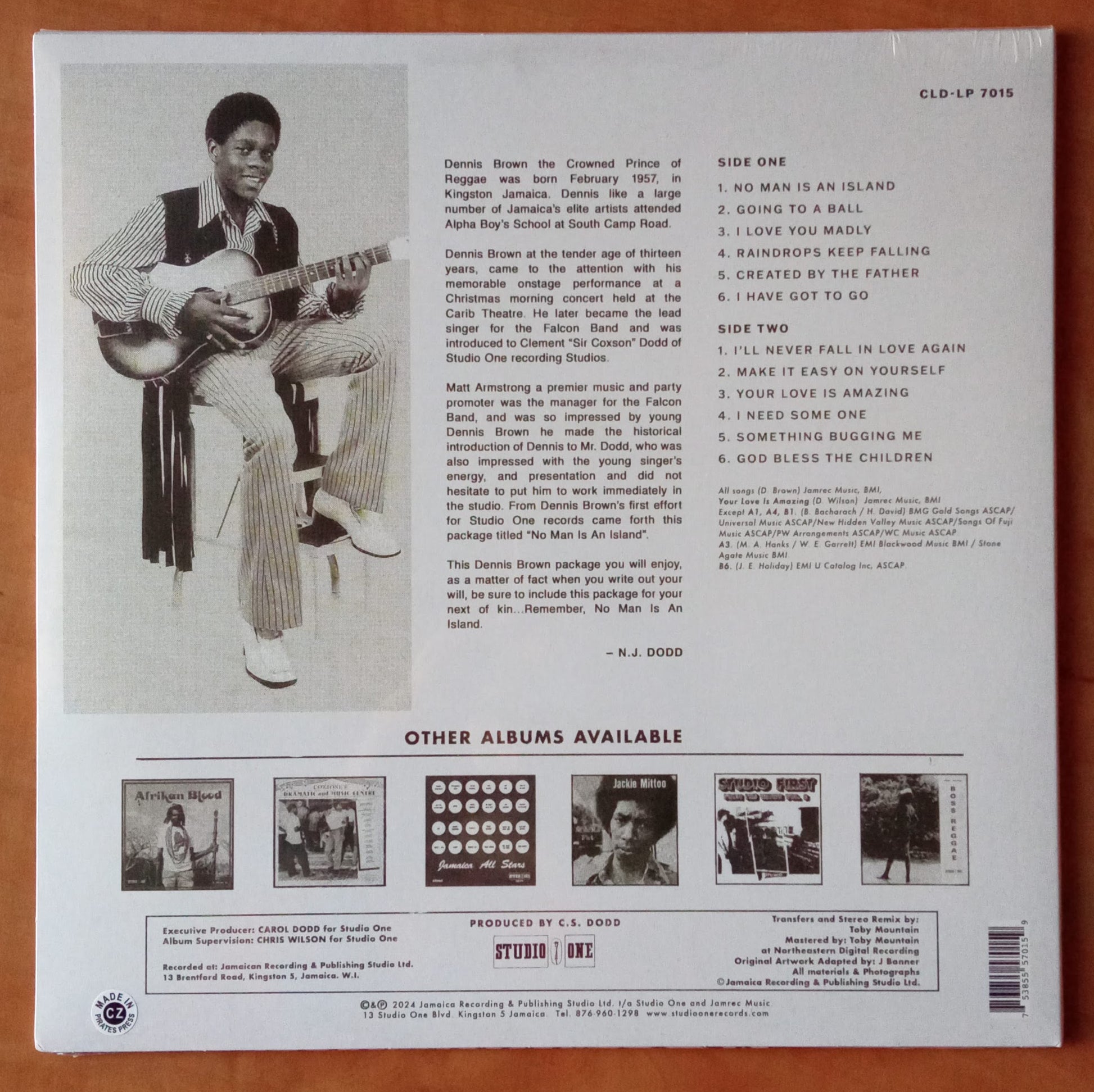 Dennis Brown – No Man Is An Island B