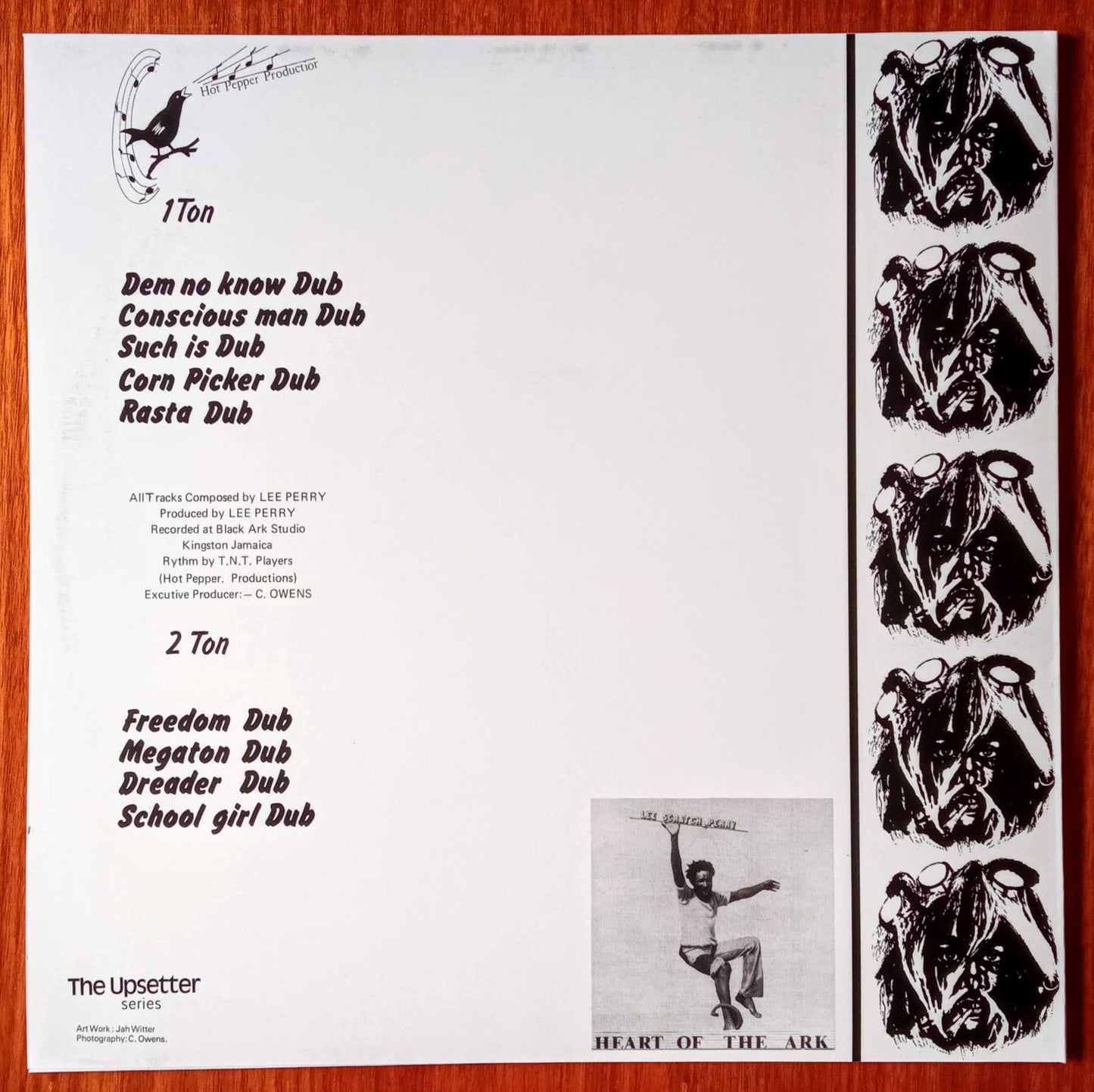 Lee Perry – Megaton Dub b