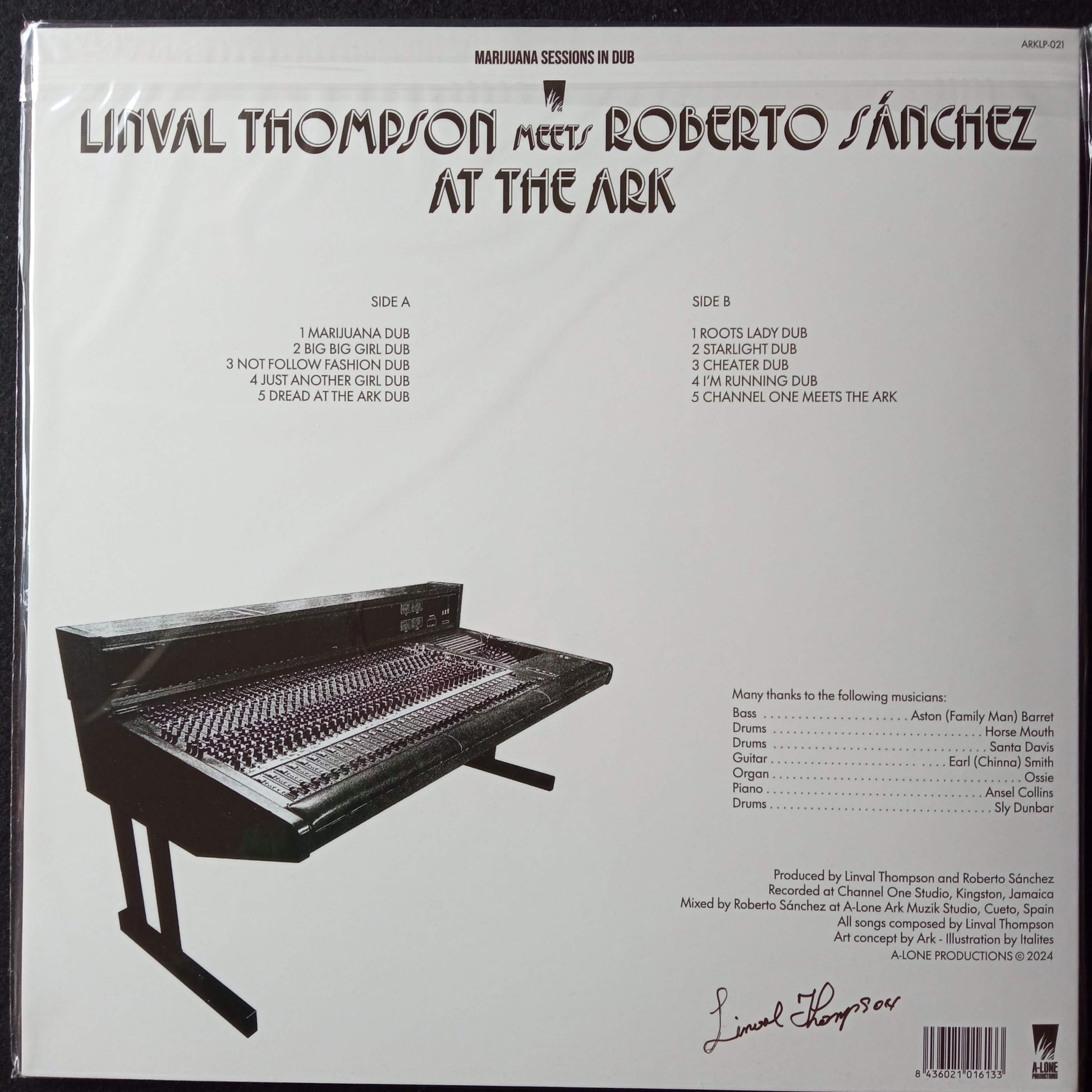 Linval Thompson Meets Roberto Sánchez At The Ark - Marijuana Sessions In Dub b