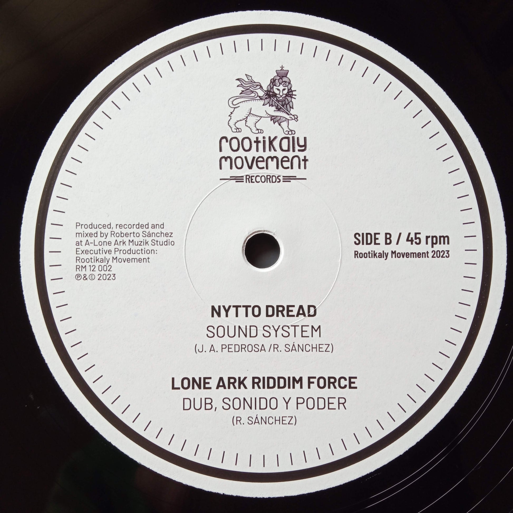 Linval Thompson, Nytto Dread – Four Babylon / Sound System b