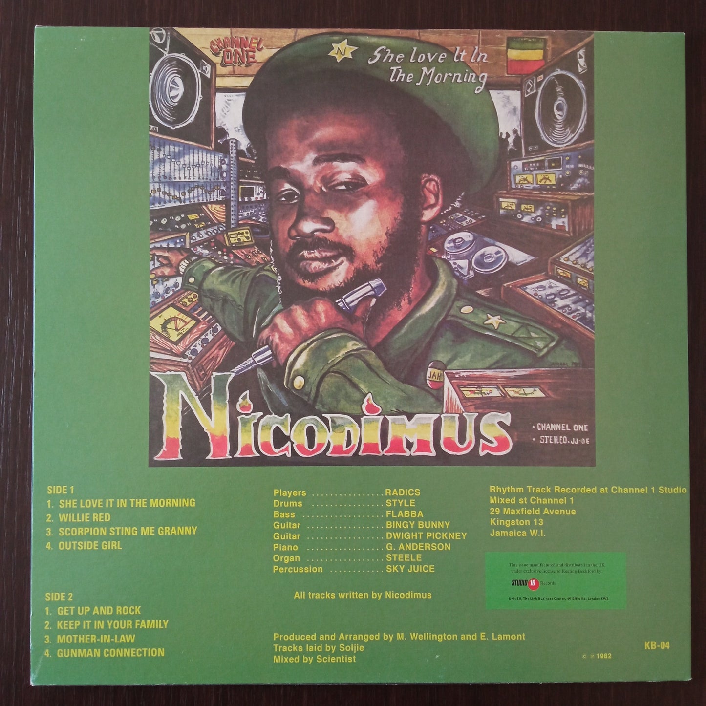 Nicodimus – She Love It In The Morning b