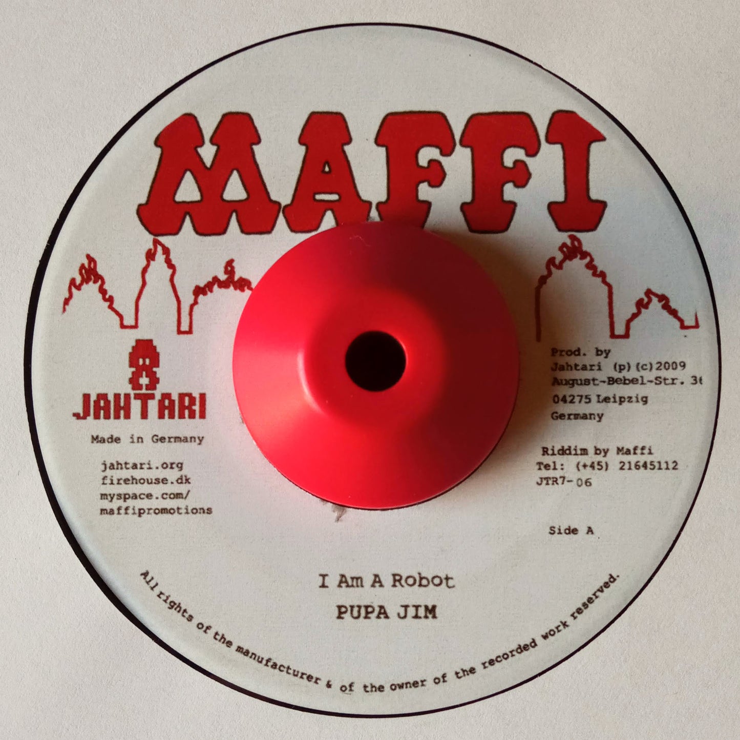 Pupa Jim – I Am A Robot