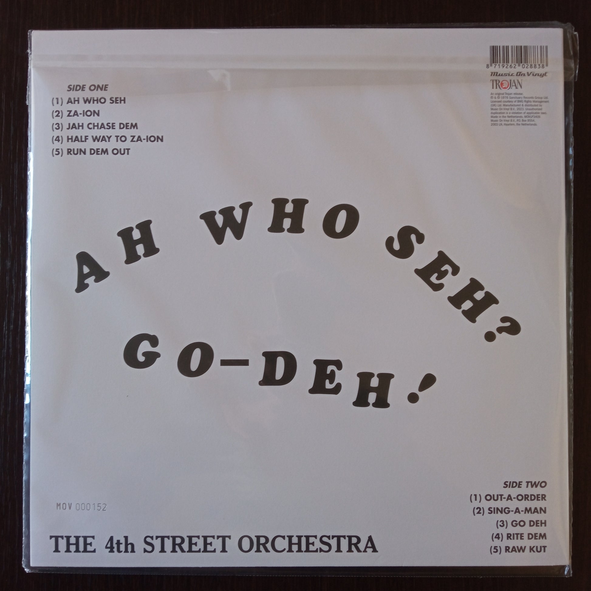 The 4th Street Orchestra – Ah Who Seh? Go-Deh!  b