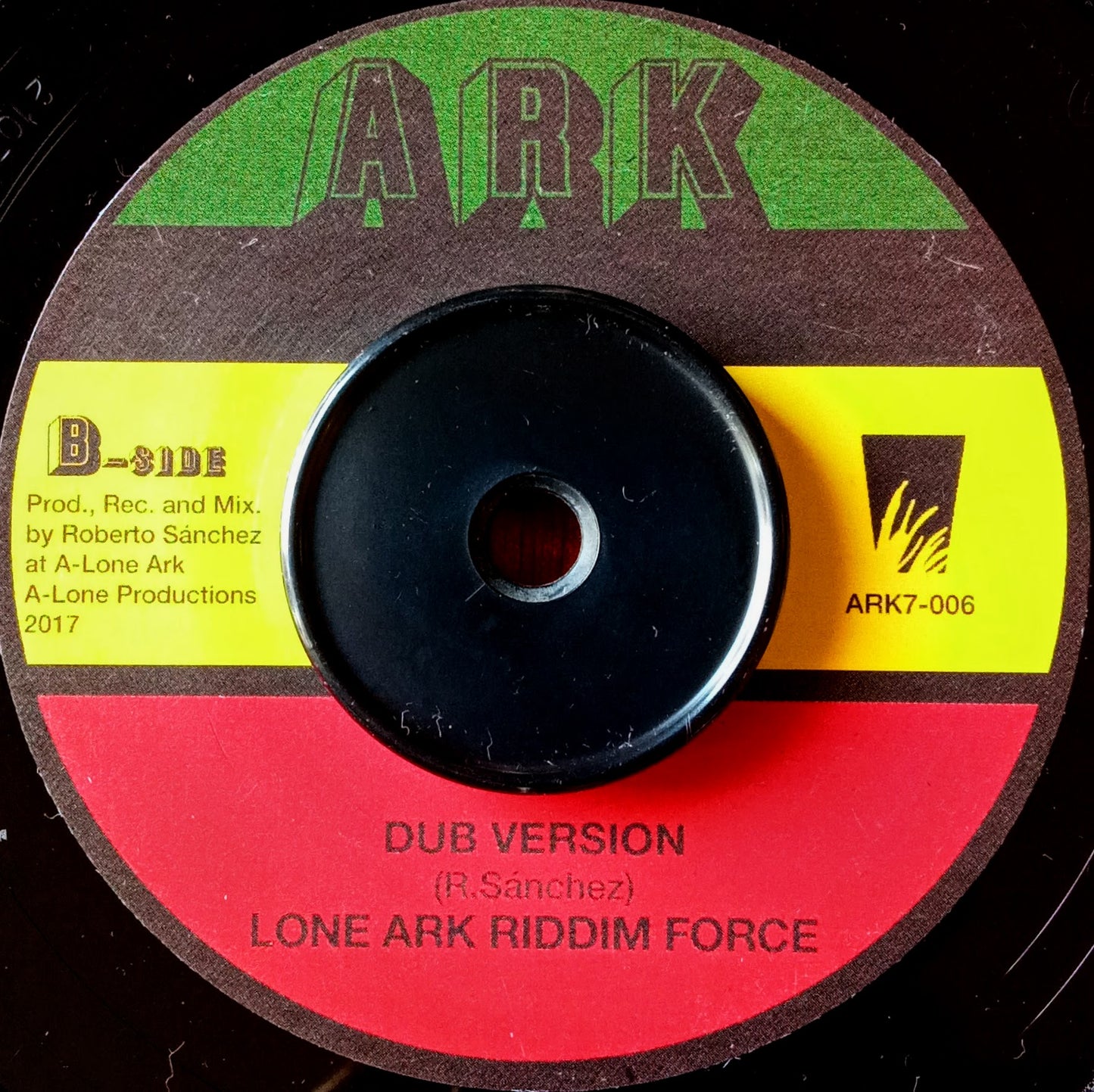 Benjammin, Lone Ark Riddim Force – Sons Daughters b
