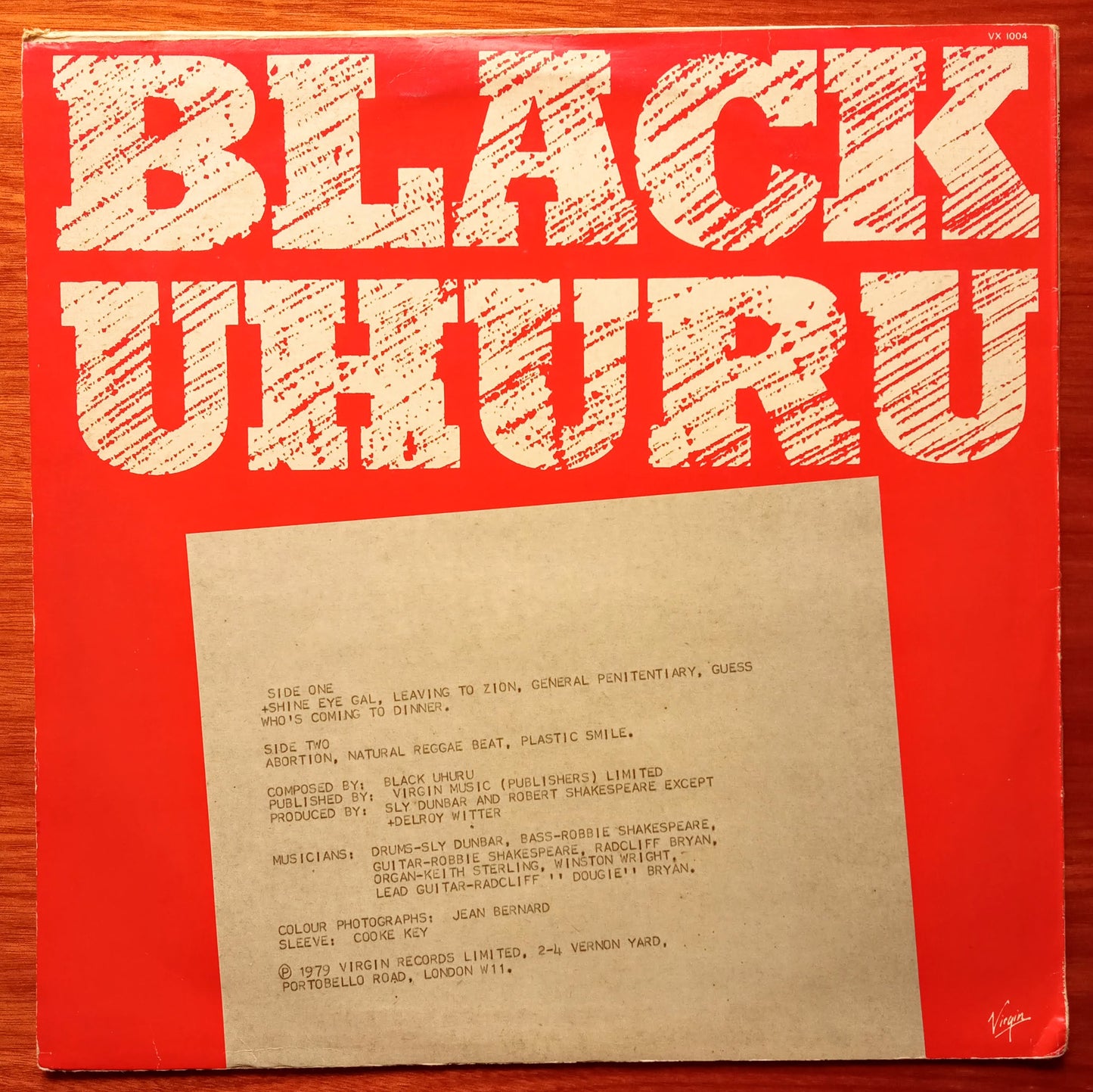 Black Uhuru – Black Uhuru b