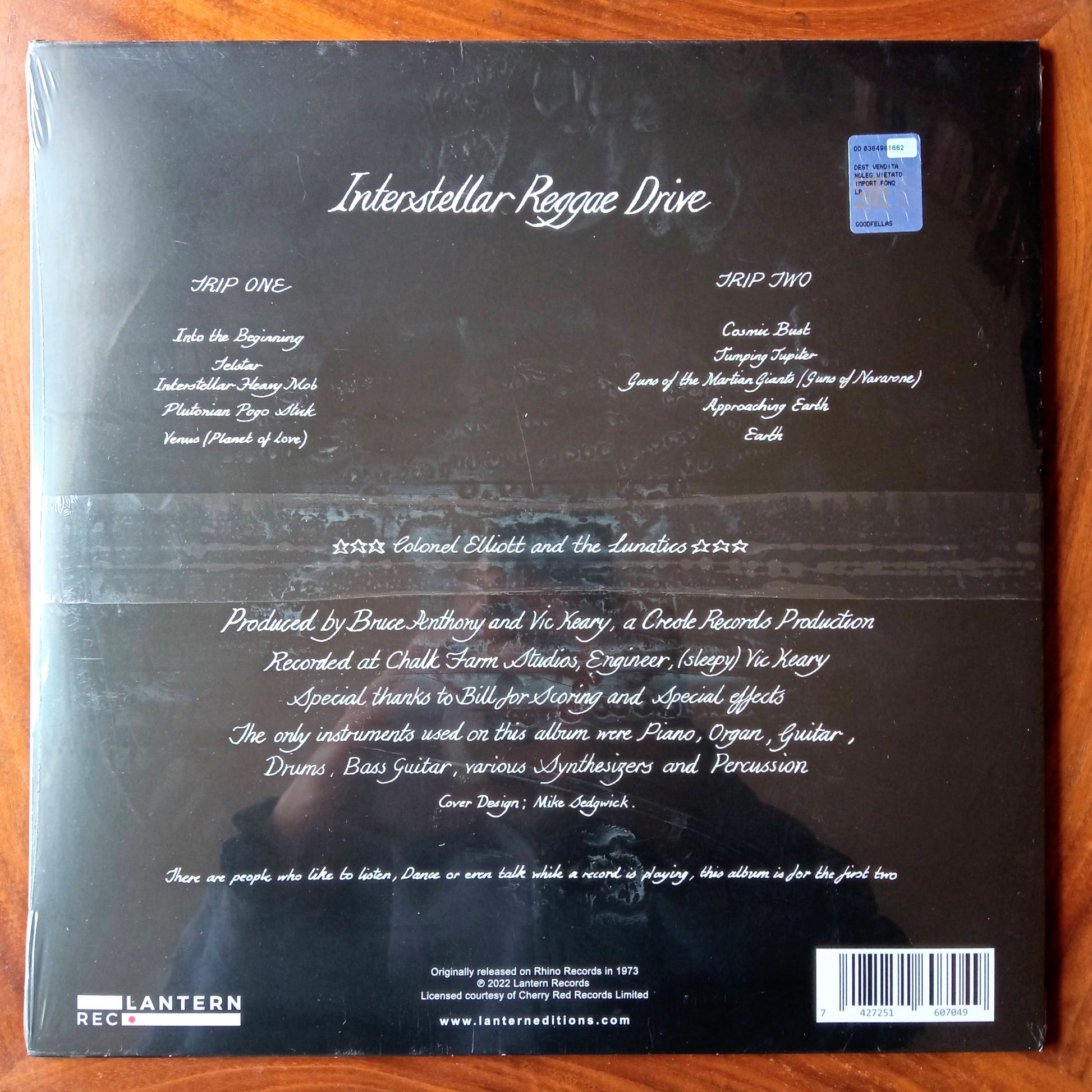Colonel Elliott And The Lunatics – Interstellar Reggae Drive b