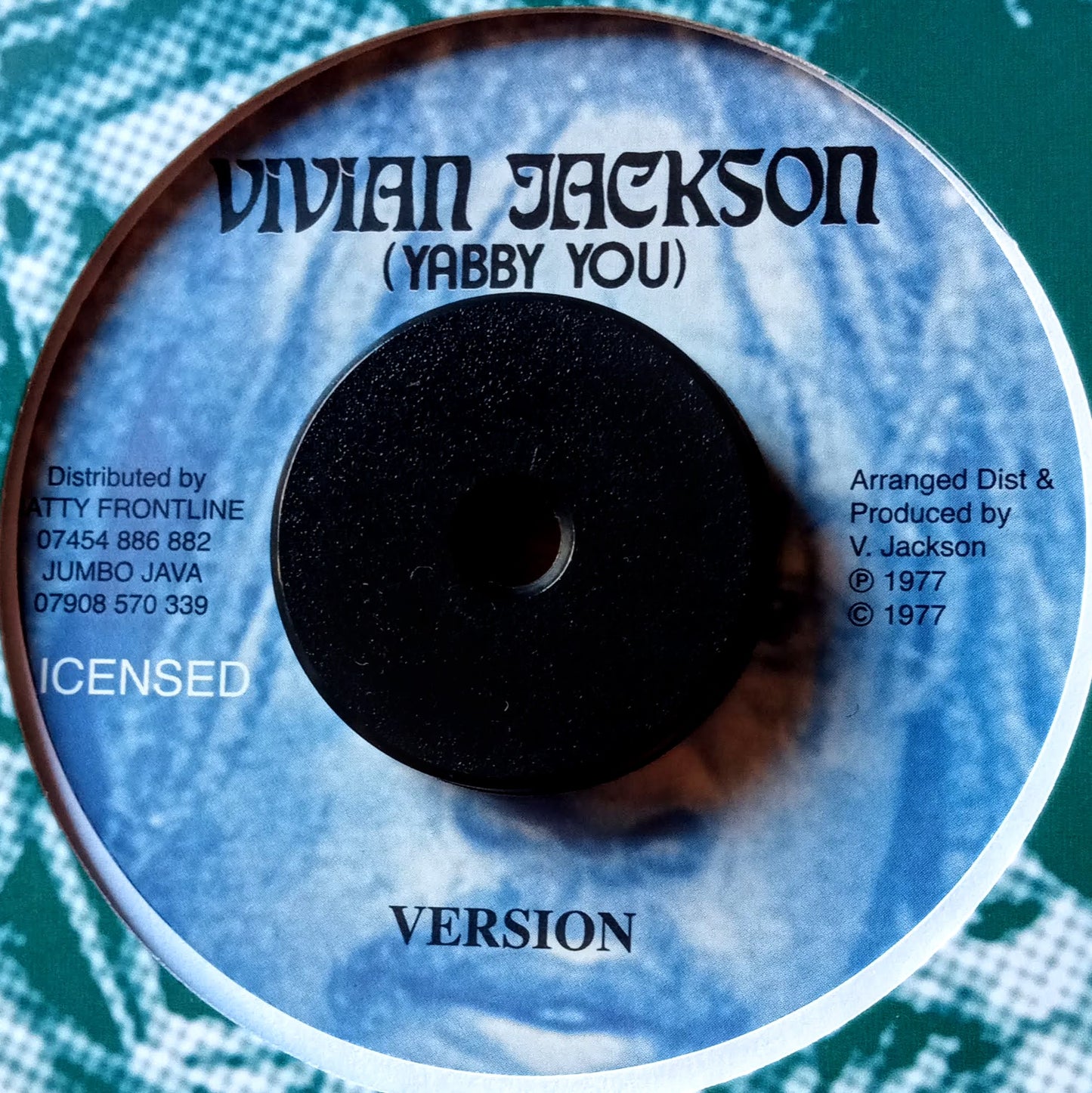 Errol Alphonso – Chant Jah Victory b