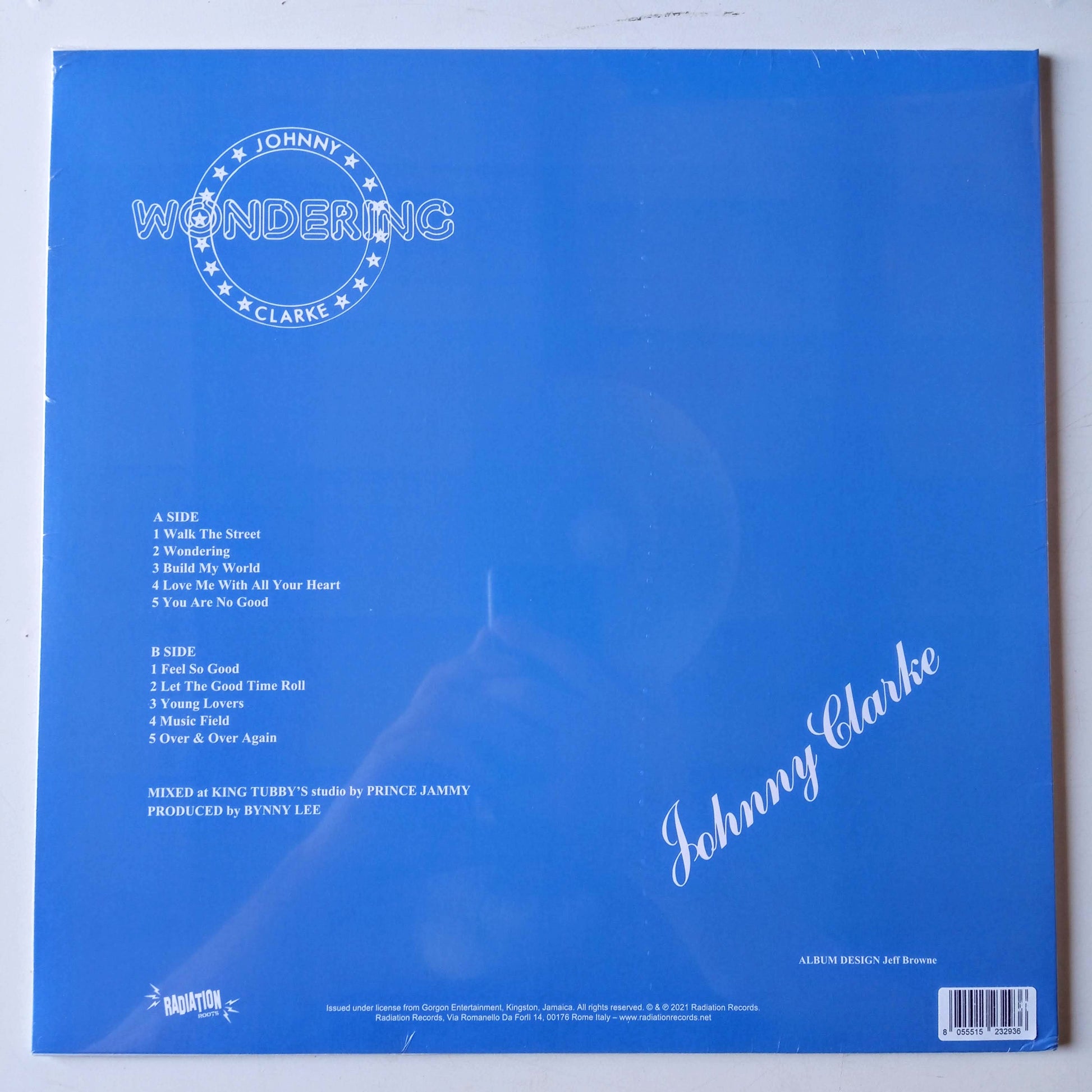 Johnny Clarke – Wondering b