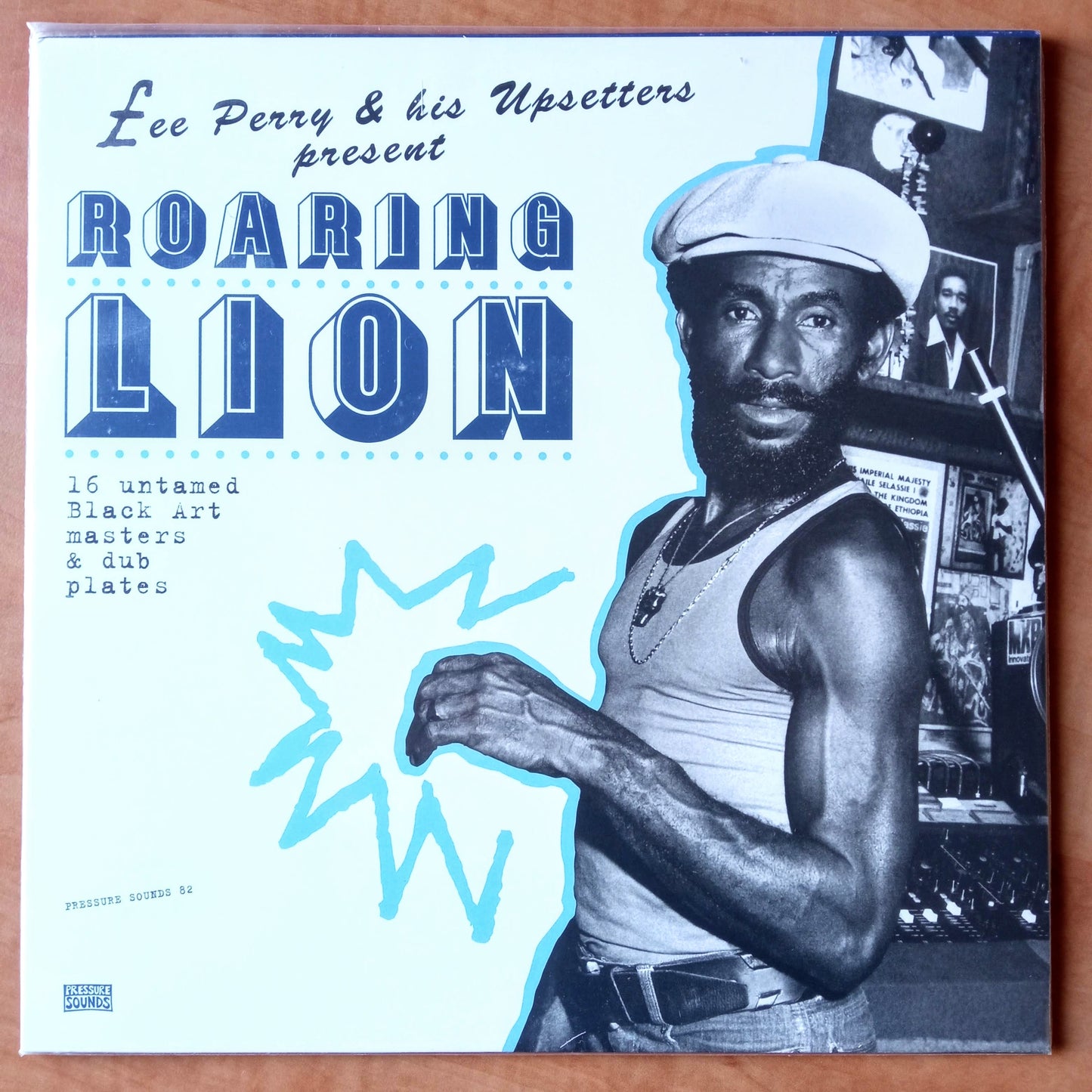 Lee Perry + His Upsetters – Roaring Lion 