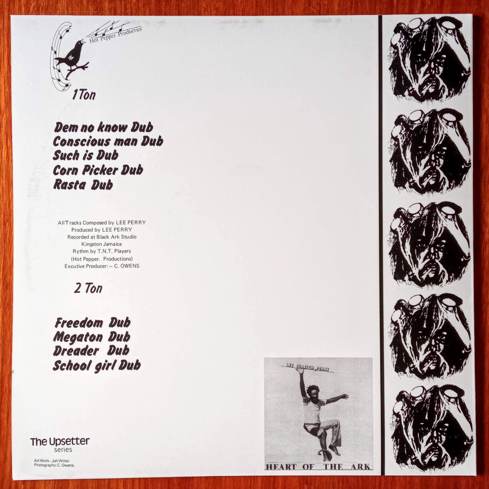 Lee Perry – Megaton Dub b