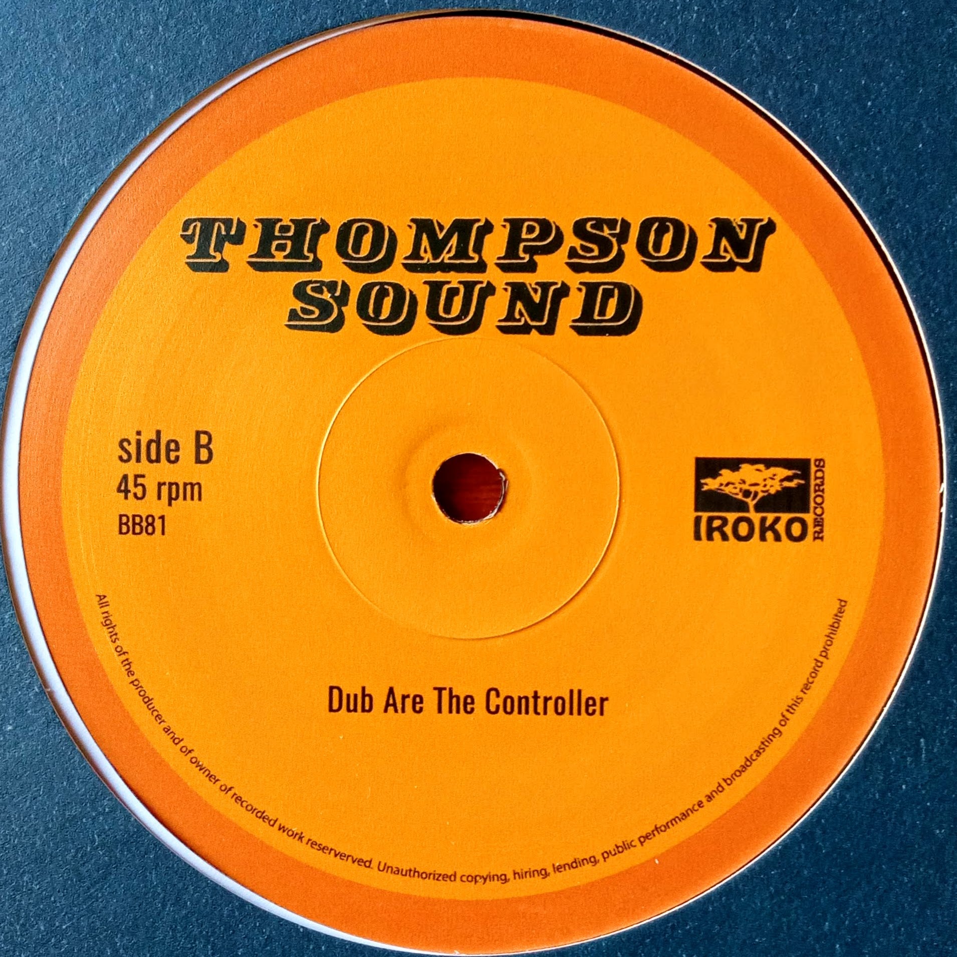 Linval Thompson – Dread Are The Controller b