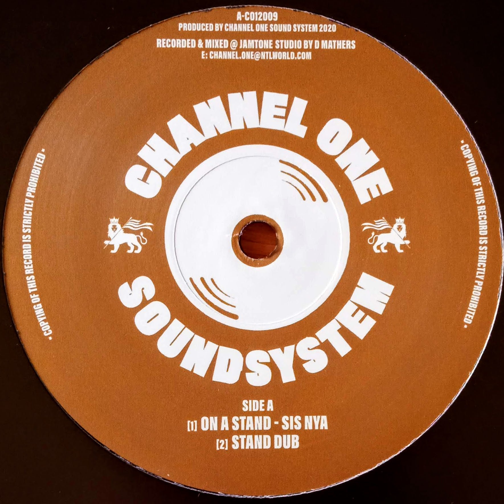 Sis Nya – On A Stand 