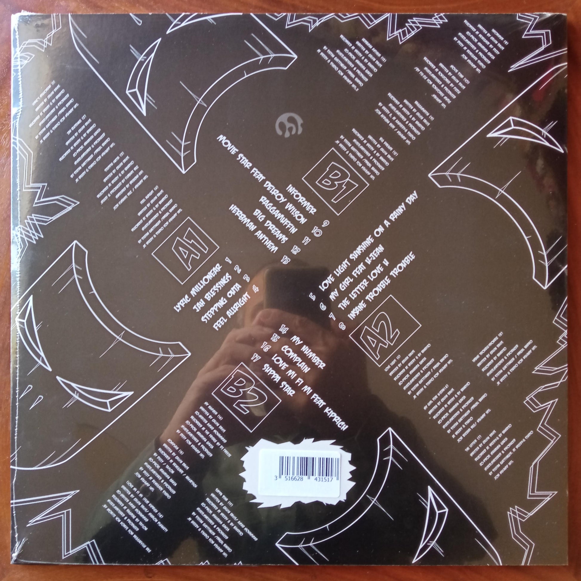 Skarra Mucci – Return Of The Raggamuffin b