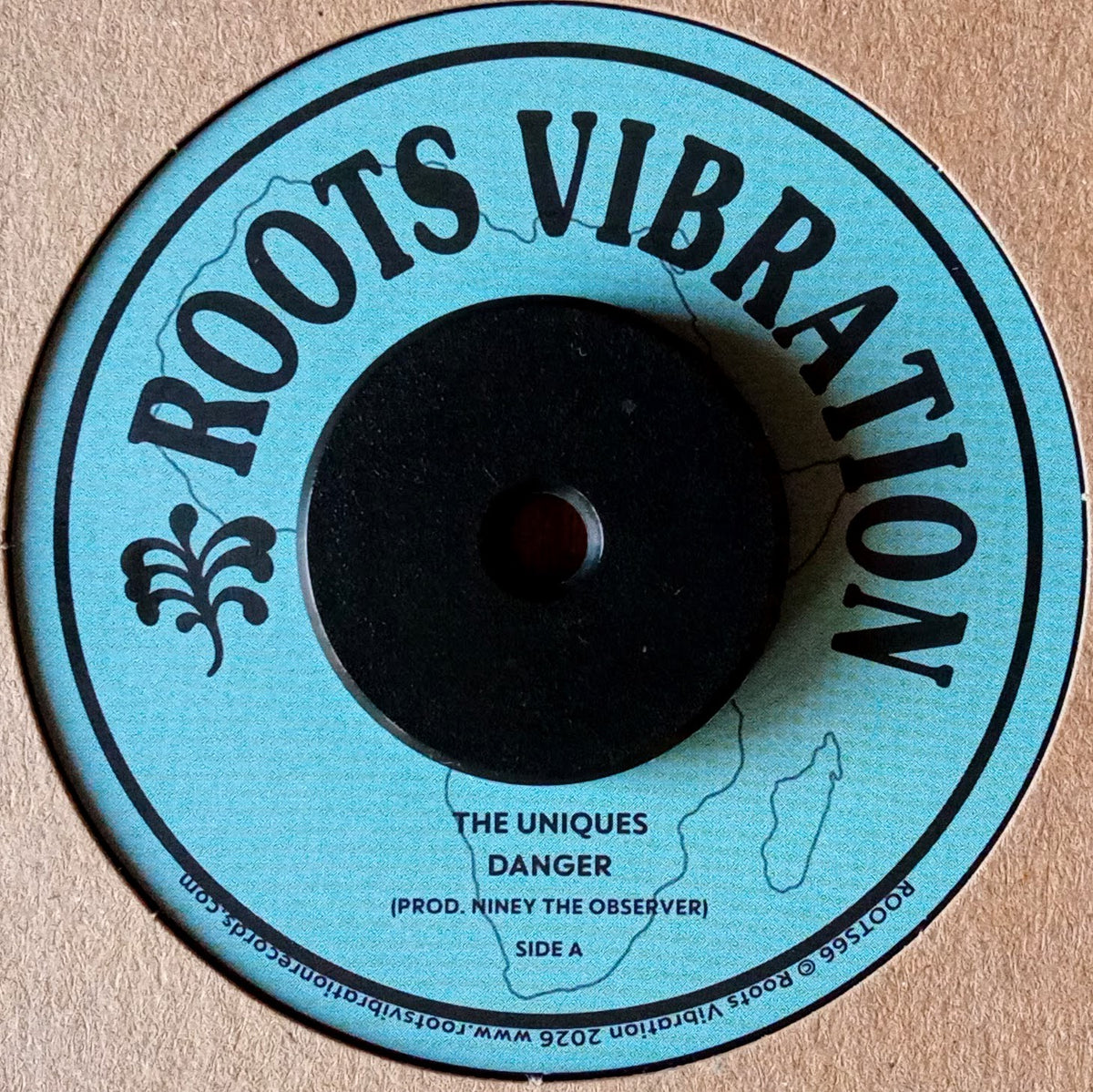 The Uniques – Danger 