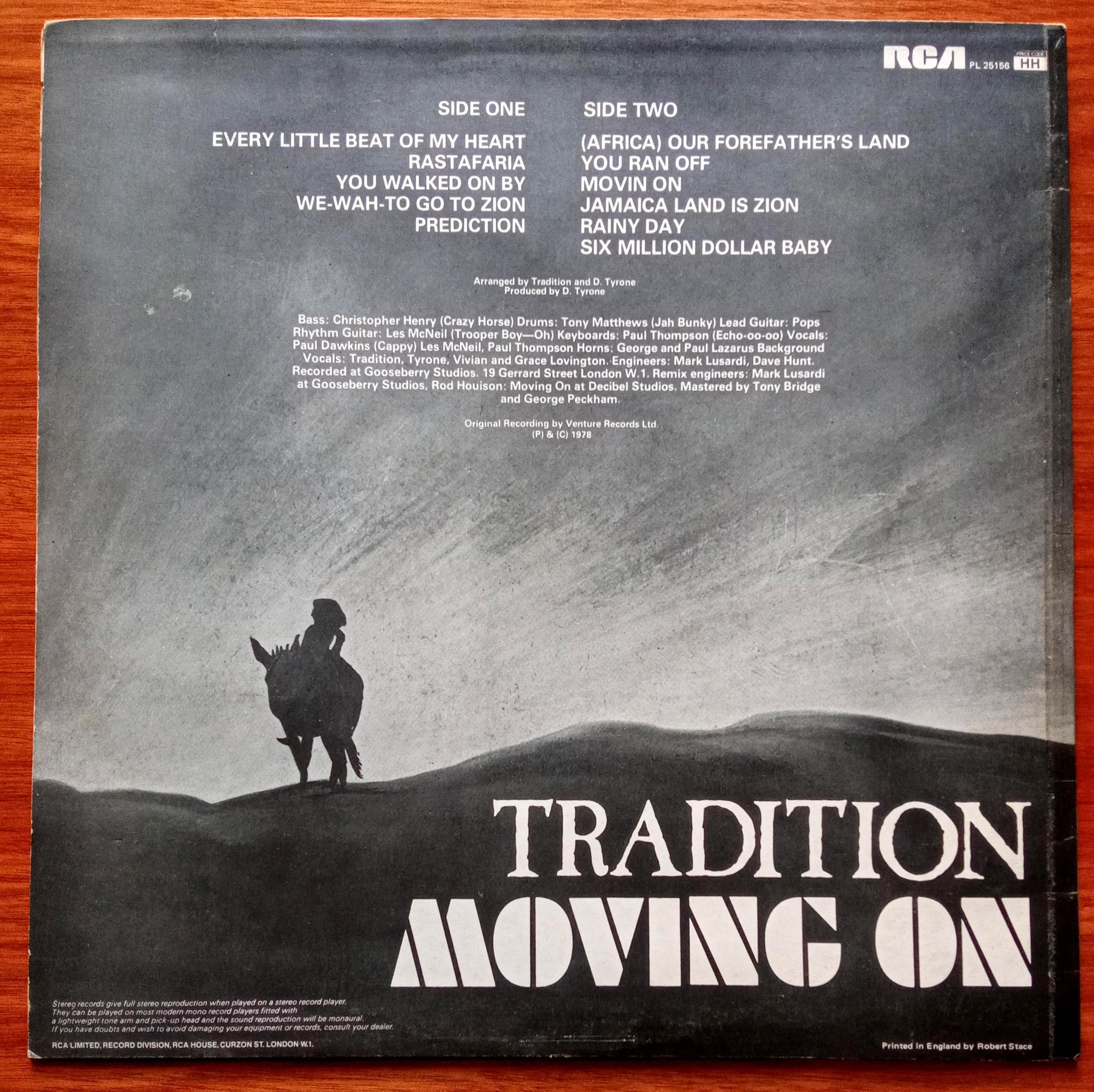 Tradition – Moving On b