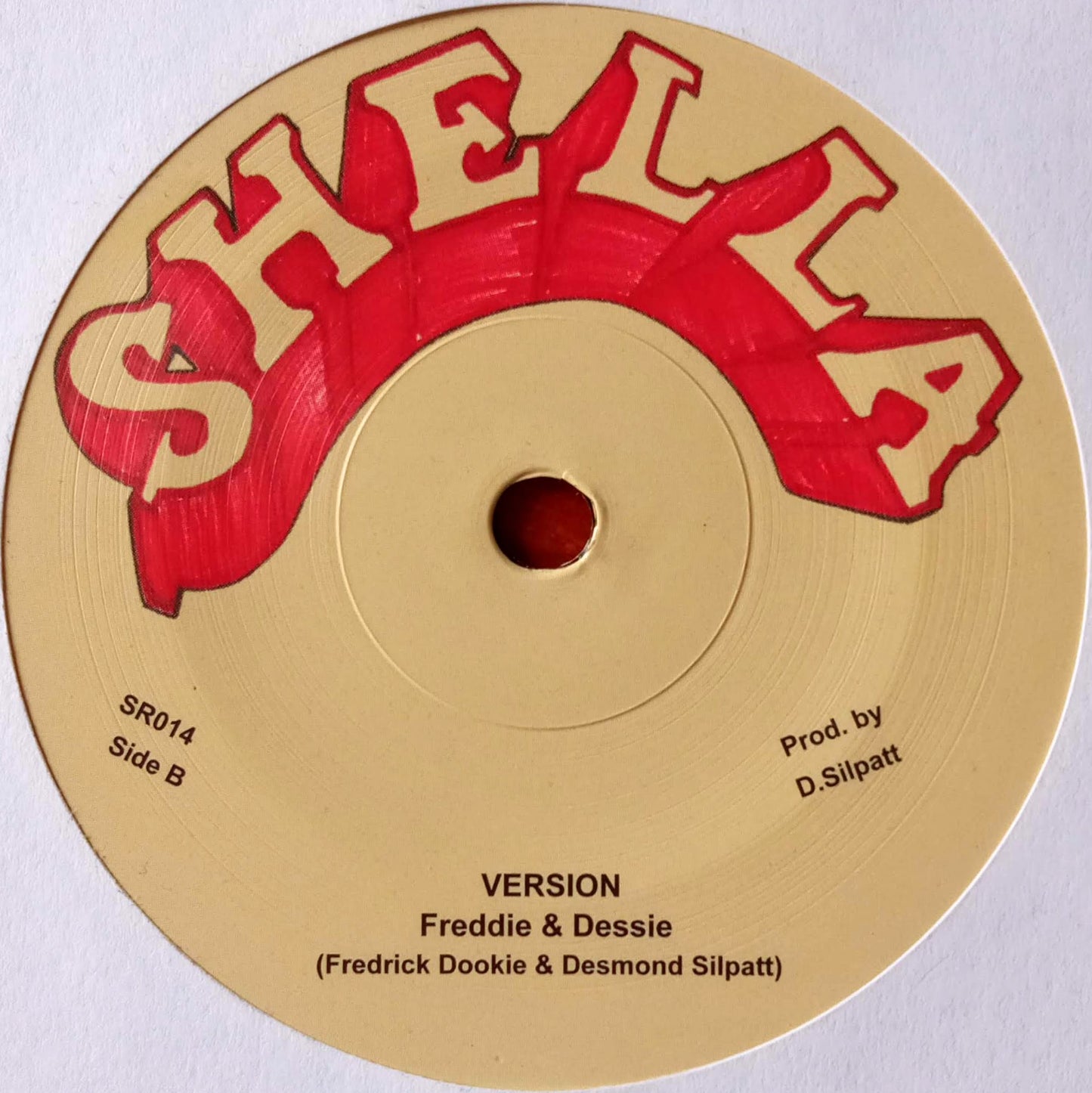 freddie-dessie-girls-talk b