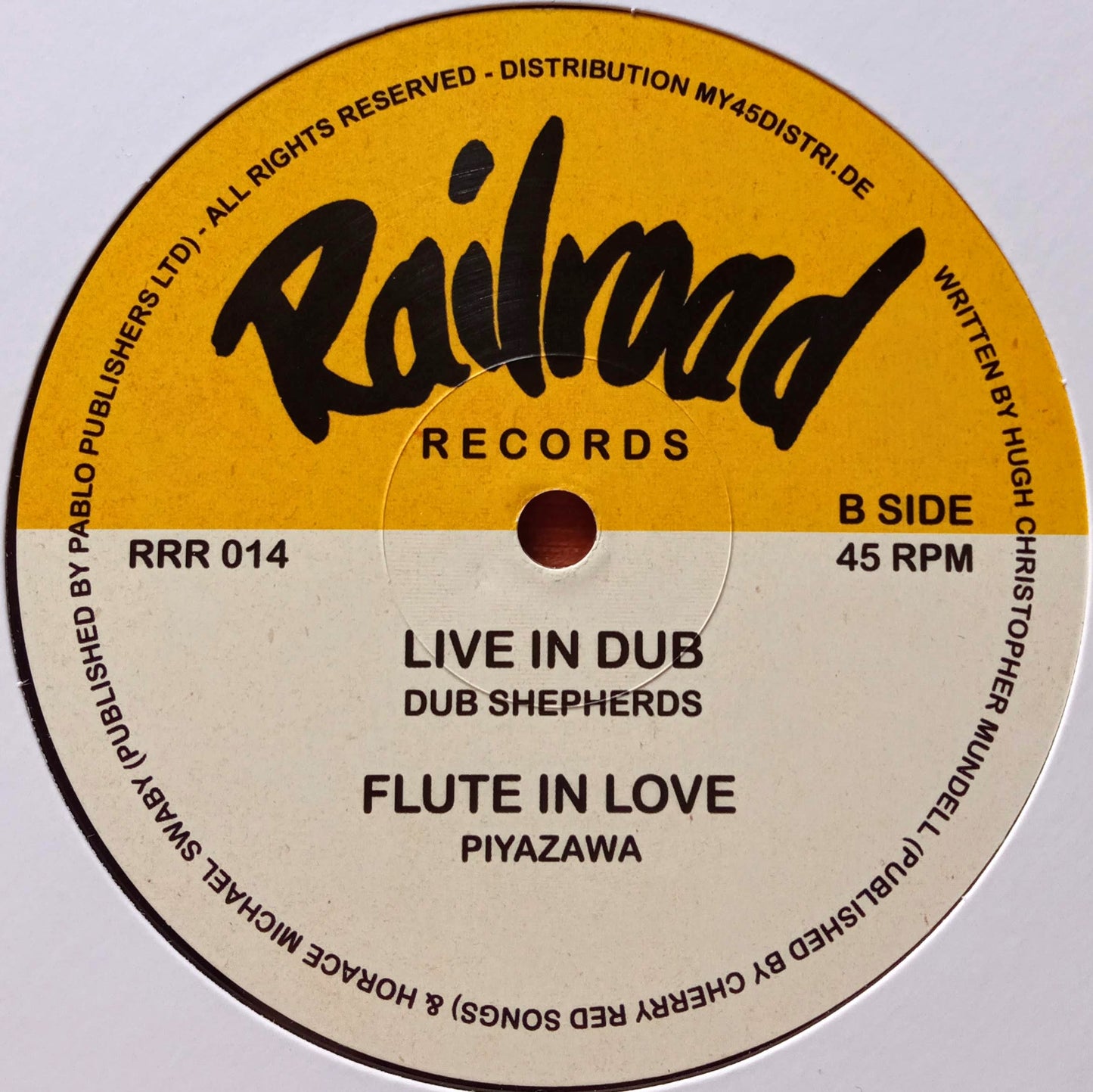 pasnbesa-dub-shepherds-live-in-love b