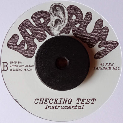 pupa-congo-chickn-test b
